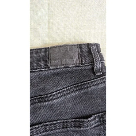 American Eagle Black High Rise Cut Off Shorts Size 6 Stretch - Picture 4 of 10